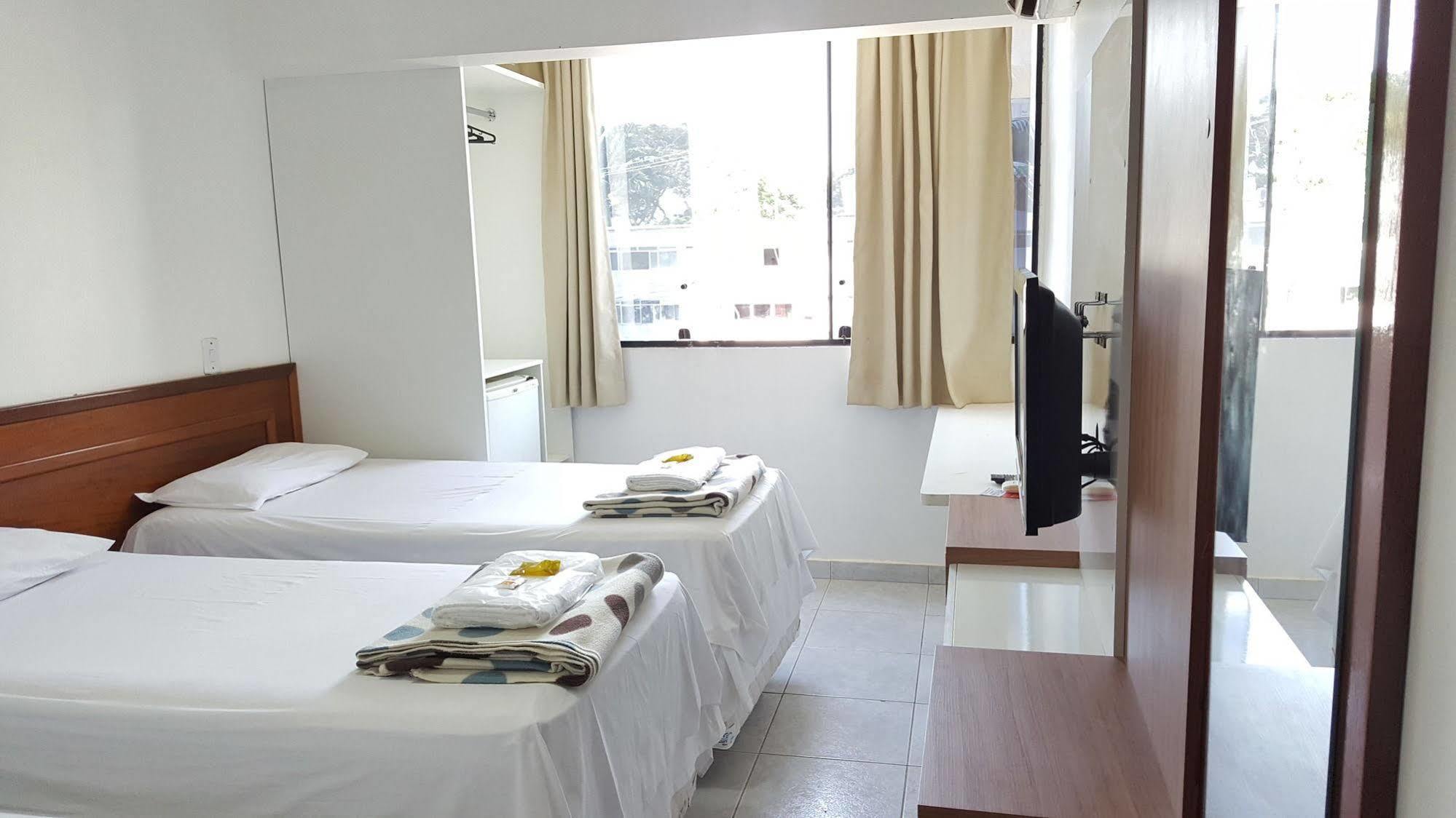 Ht Suites Mobiliadas Brasília Buitenkant foto